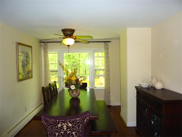 20 Ledge Road Chelmsford, MA 01863 - Photo 4 of 12