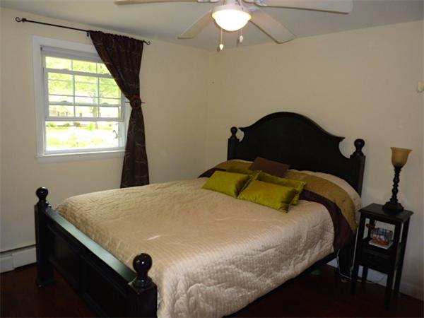 20 Ledge Road Chelmsford, MA 01863 - Photo 8 of 12