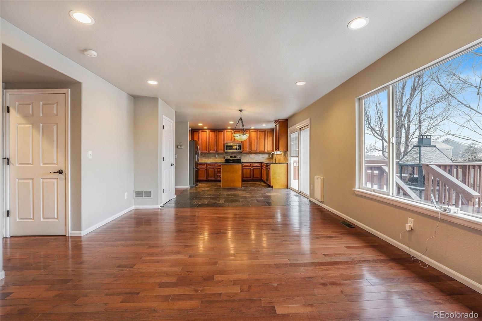10270 South Rotherwood Circle Highlands Ranch, CO 80130 - Photo 4 of 22 Gallery Image 4