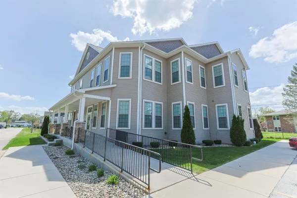 $270,000 | 1017 Keenan Court, Unit 21B, South Bend, IN 46615
