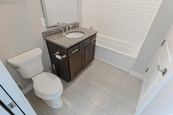 $270,000 | 1017 Keenan Court, Unit 21B, South Bend, IN 46615