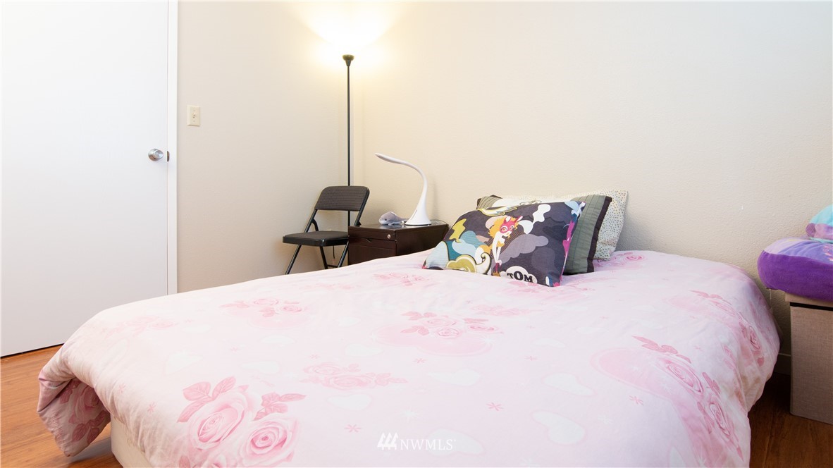 17036 159th Place Southeast Renton, WA 98058 - Photo 19 of 25 Gallery Image 19