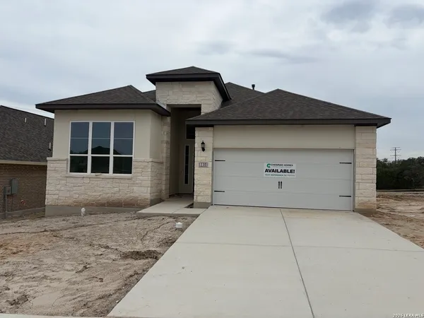 $560,605 | 230 Hidalgo, Boerne, TX 78006