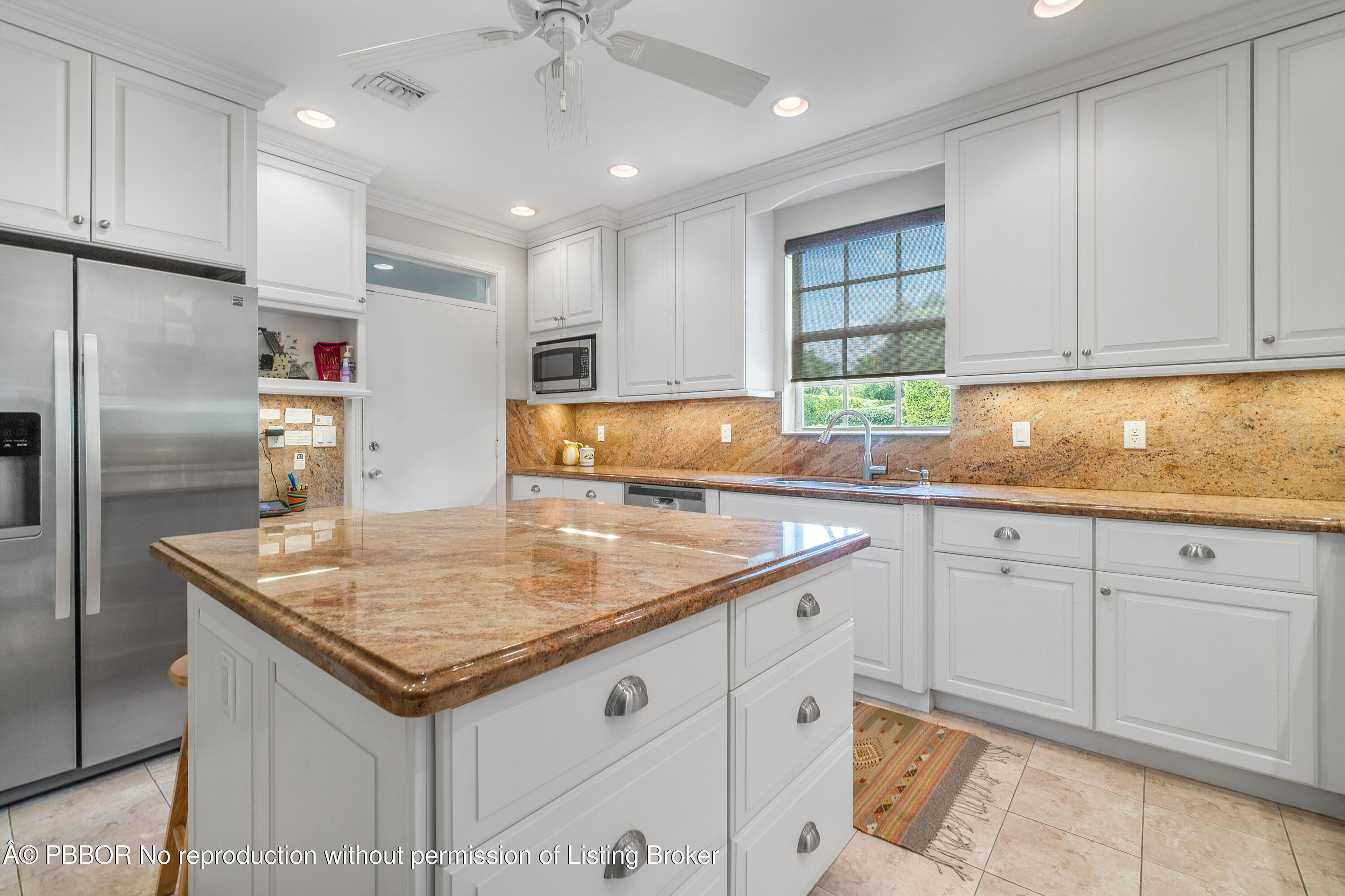 230 Plantation Road Palm Beach, FL 33480 - Photo 13 of 29 Kitchen