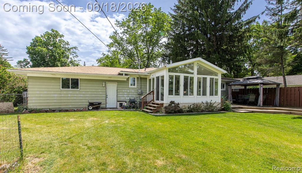880 Joslyn Road Lake Orion, MI 48362 - Photo 37 of 45