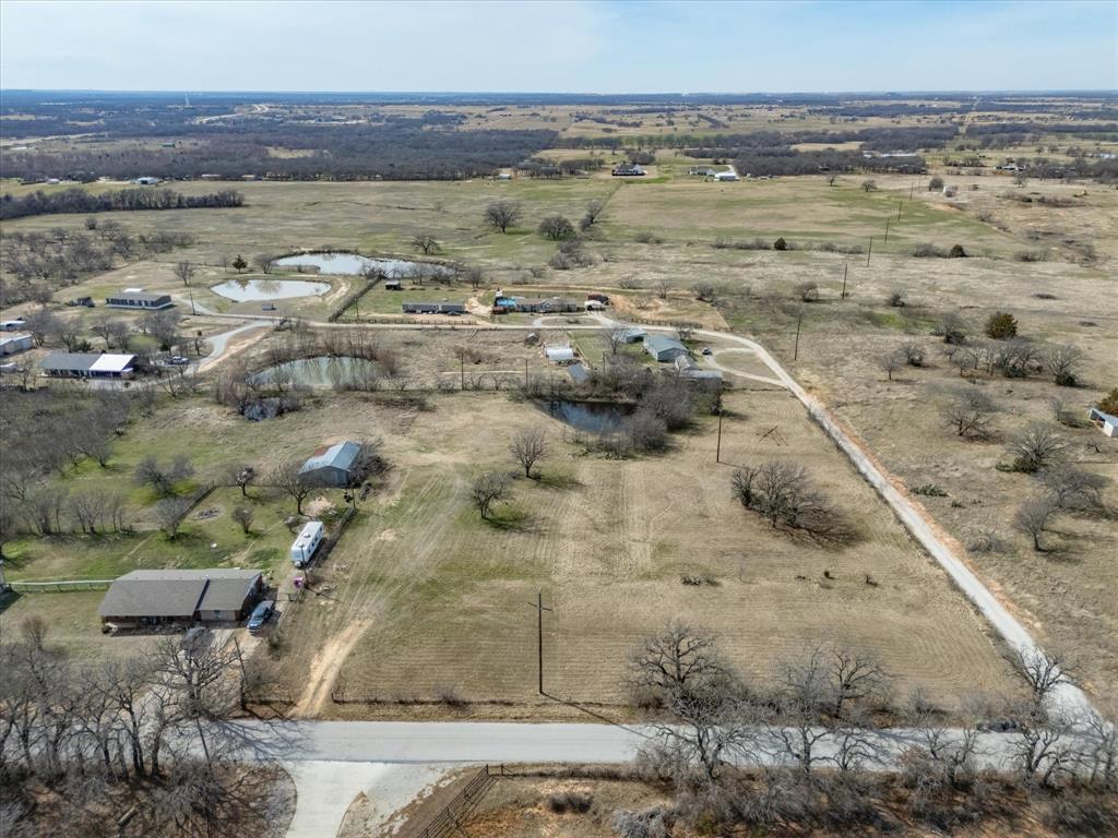344 County Road 1110 Decatur, TX 76234 - Photo 5 of 16