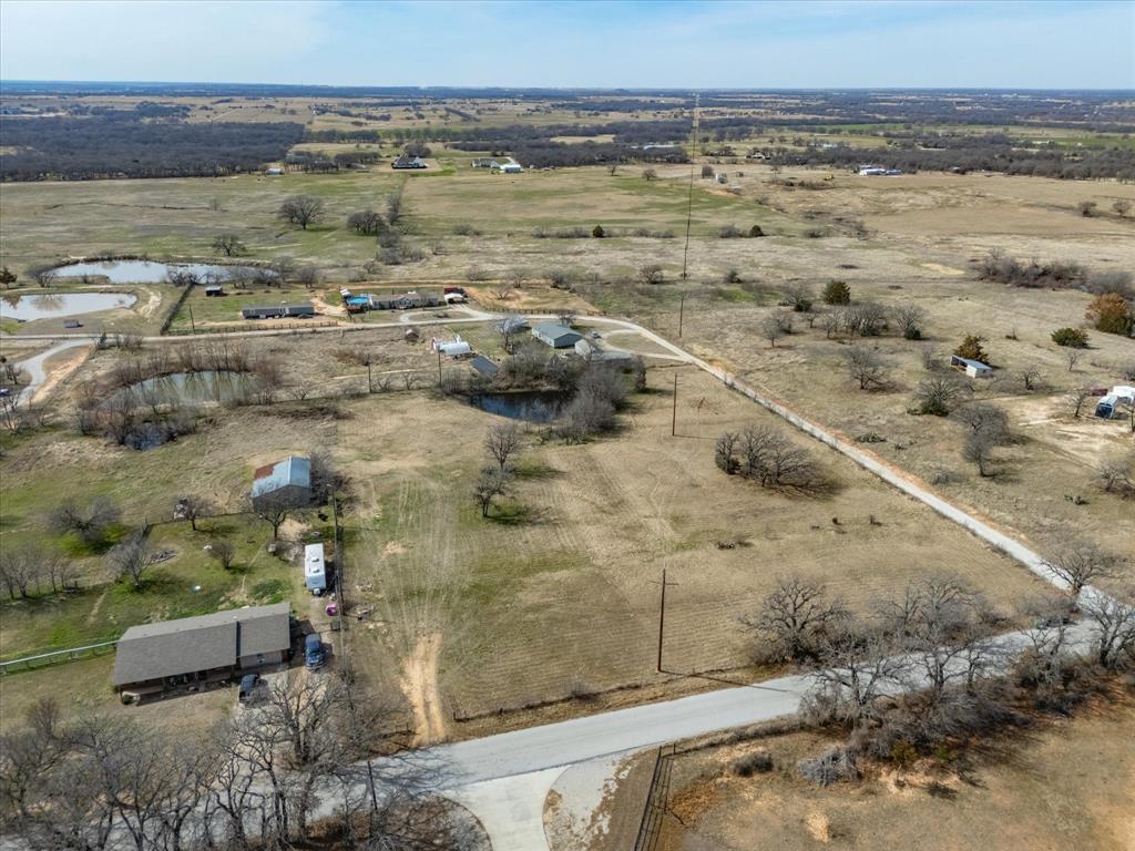 344 County Road 1110 Decatur, TX 76234 - Photo 6 of 16