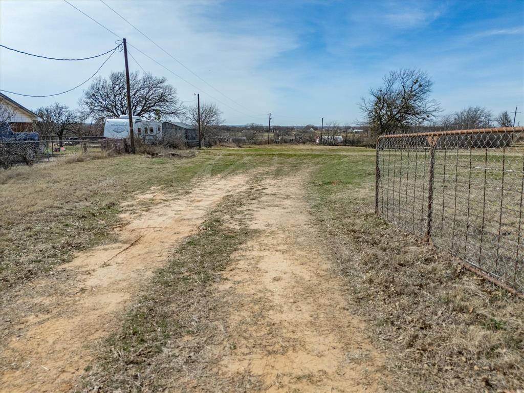 344 County Road 1110 Decatur, TX 76234 - Photo 7 of 16