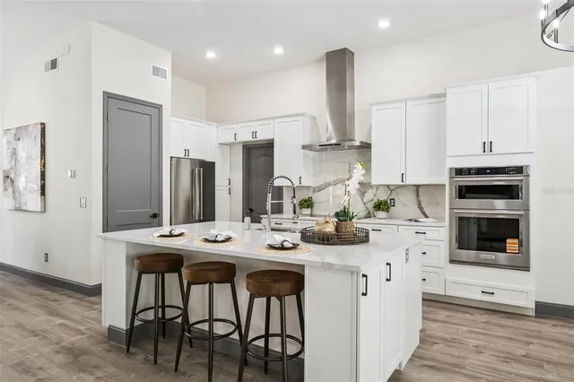 $750,000 | 3607 Breeders Cup Court, Gotha, FL 34734