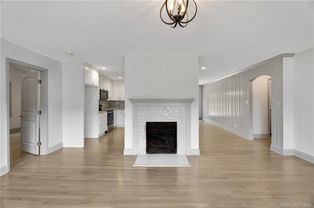 1122 Goodman Road Charlotte, NC 28214 - Photo 4 of 30