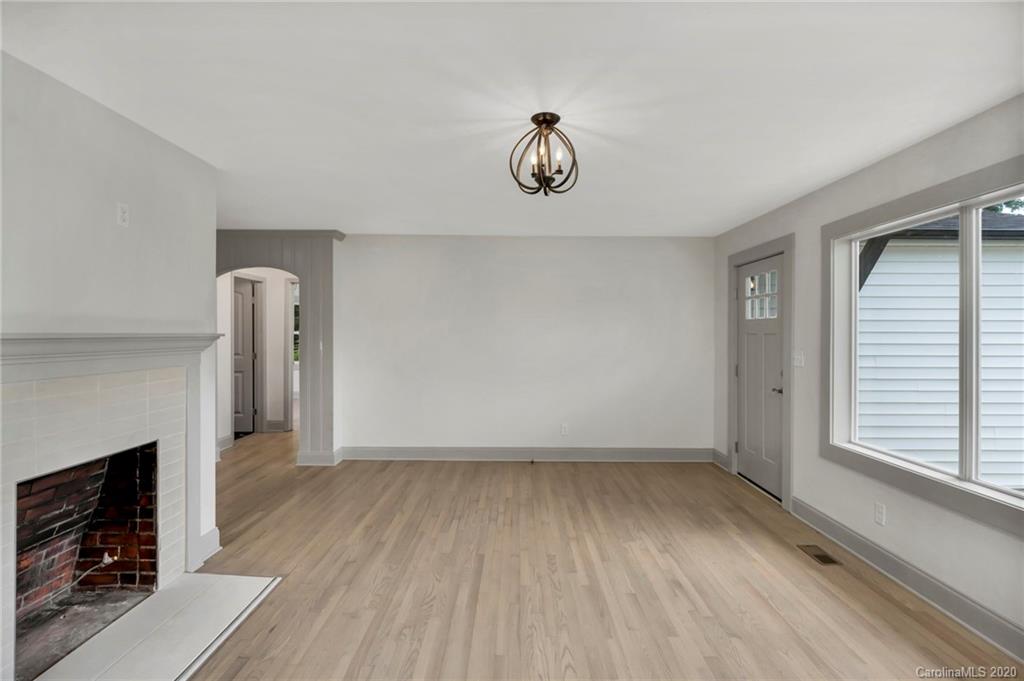1122 Goodman Road Charlotte, NC 28214 - Photo 5 of 30