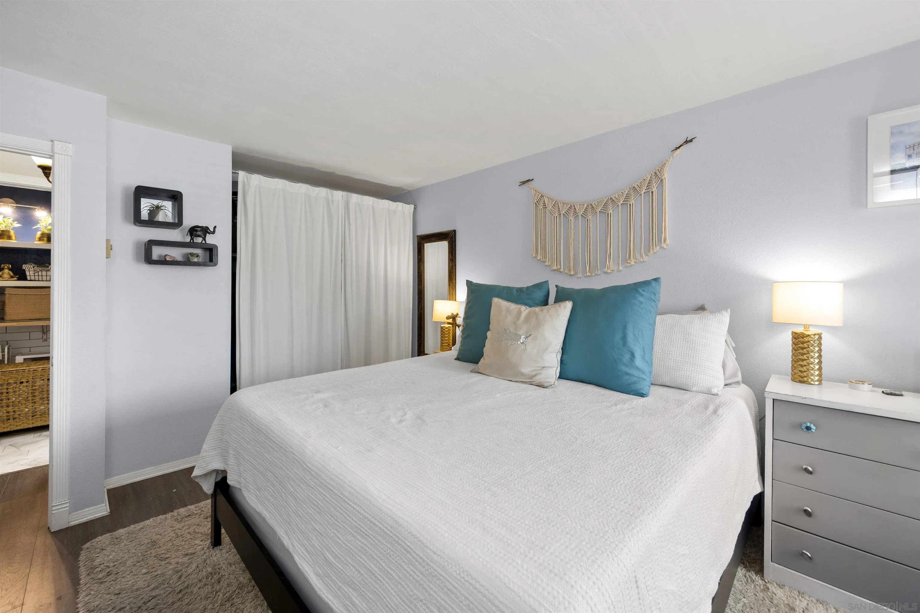 5922 Rancho Mission Road, Unit 70 San Diego, CA 92108 - Photo 4 of 49 Gallery Image 4