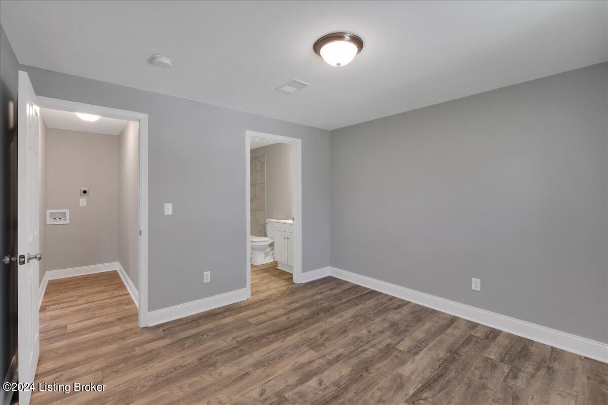 5412 Decker Road Louisville, KY 40258 - Photo 18 of 36 19-5412 Decker Rd-119