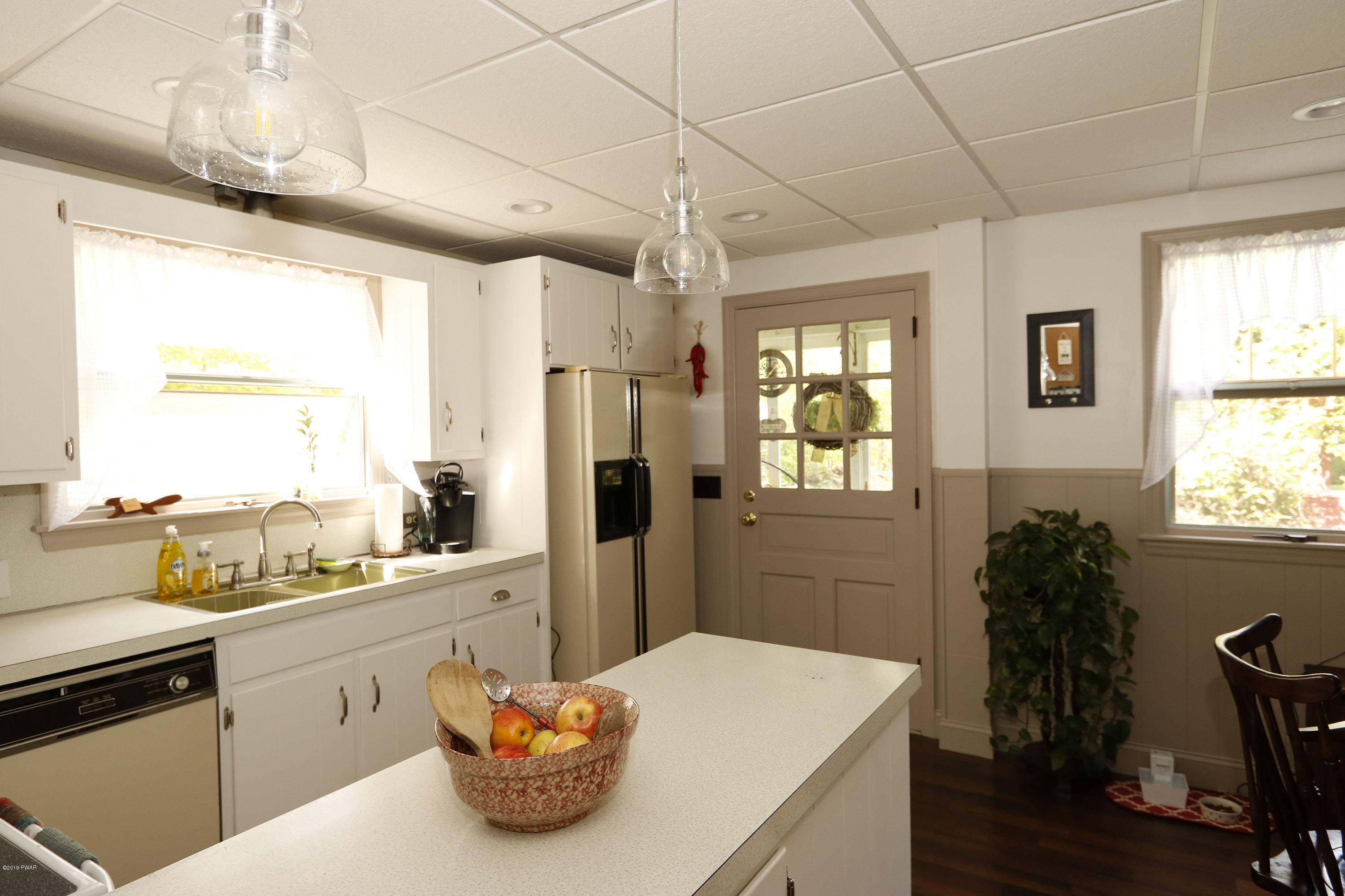 235 Gumbletown Road Tafton, PA 18464 - Photo 14 of 54 Kitchen