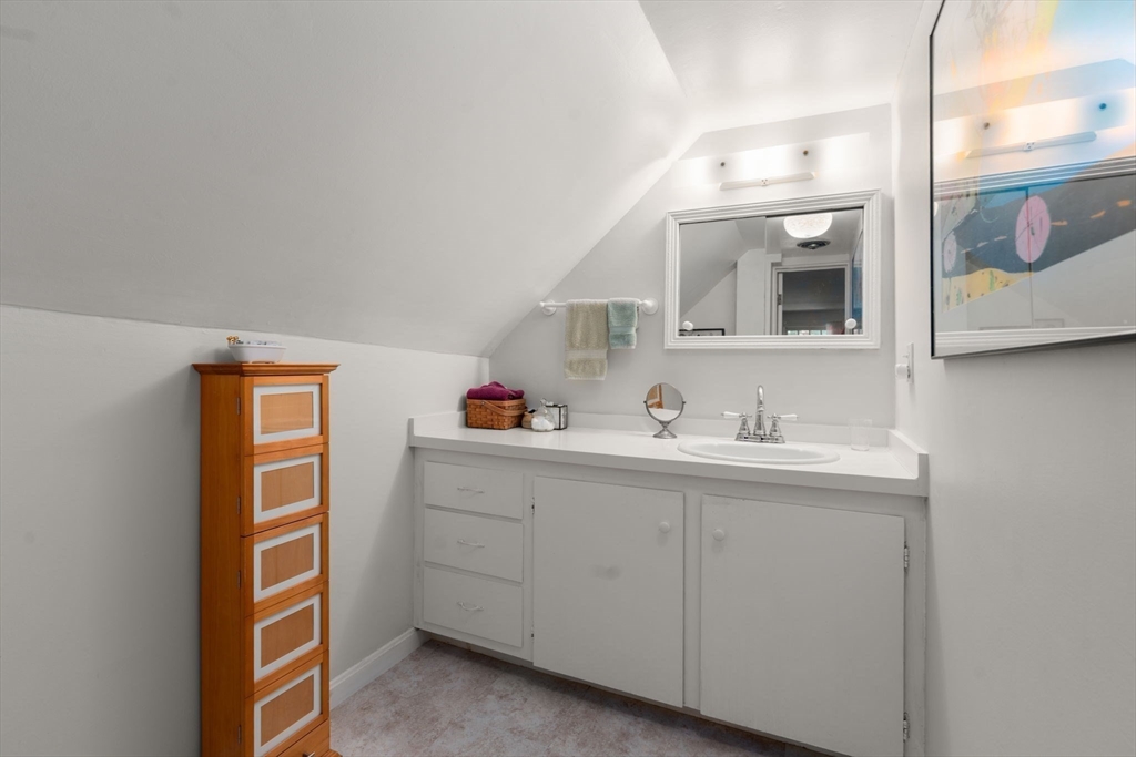 287 Williamsburg Road Conway, MA 01096 - Photo 24 of 42