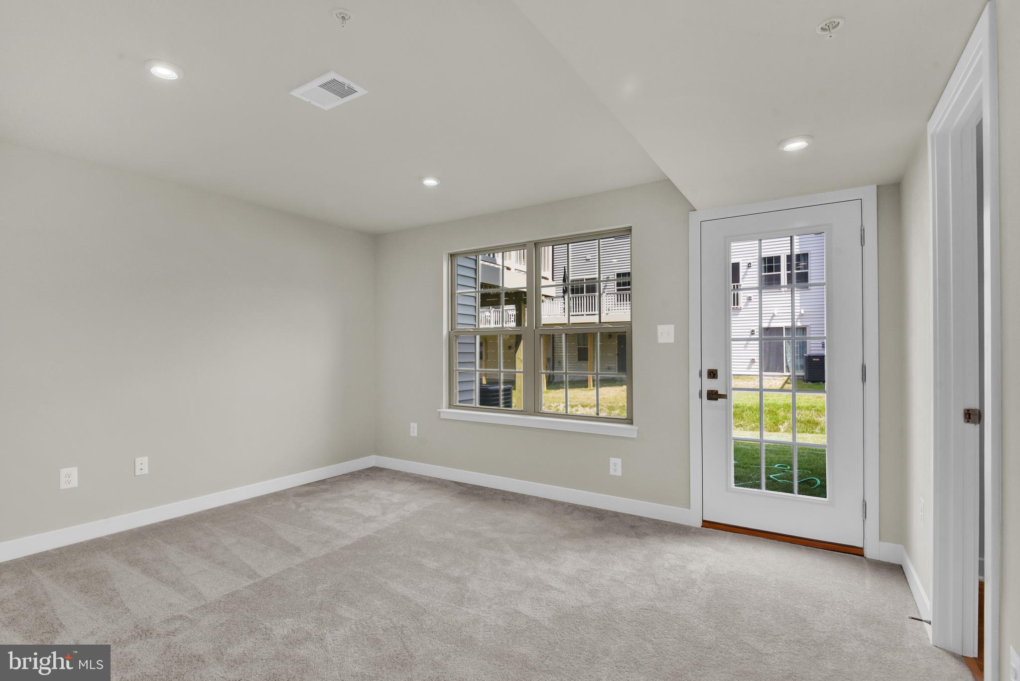 3964 Big Roundtop Road, Unit ARIA Hanover, MD 21076 - Photo 14 of 36 Gallery Image 14