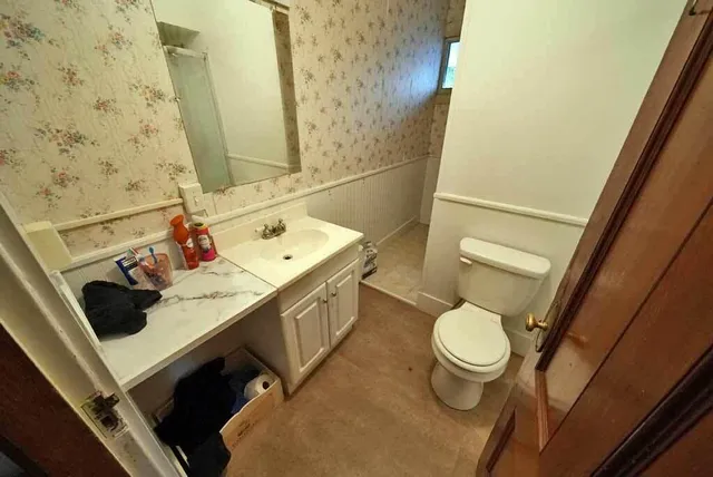 $165,000 | 84 Military Street, Houlton, ME 04730