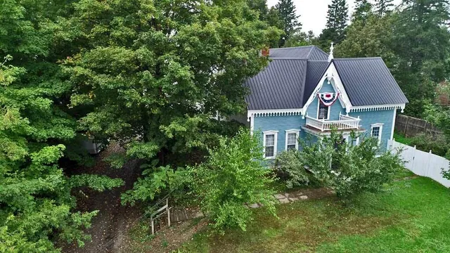 $165,000 | 84 Military Street, Houlton, ME 04730
