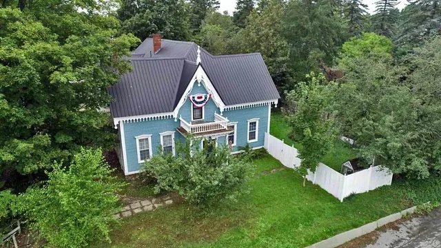 $165,000 | 84 Military Street, Houlton, ME 04730