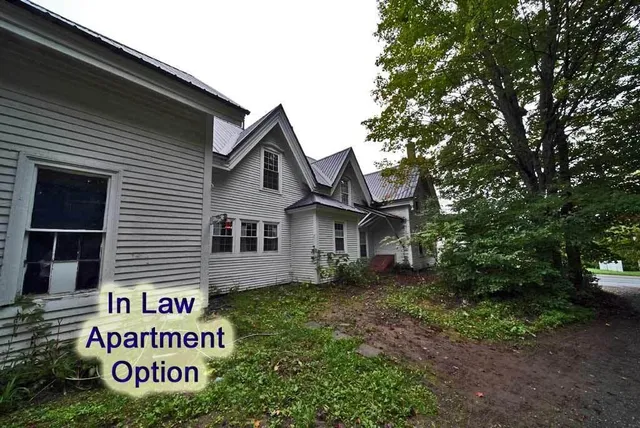 $165,000 | 84 Military Street, Houlton, ME 04730