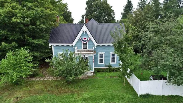 $165,000 | 84 Military Street, Houlton, ME 04730
