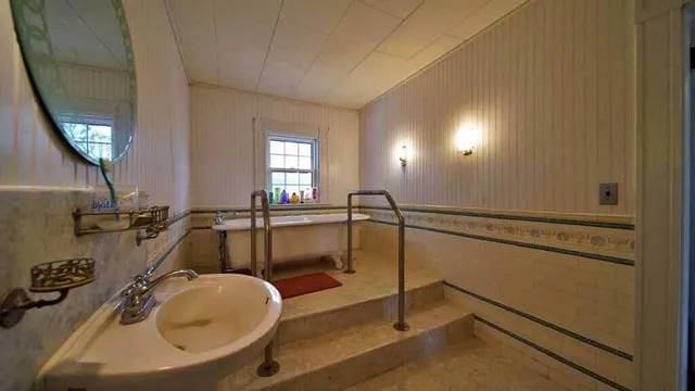 $165,000 | 84 Military Street, Houlton, ME 04730