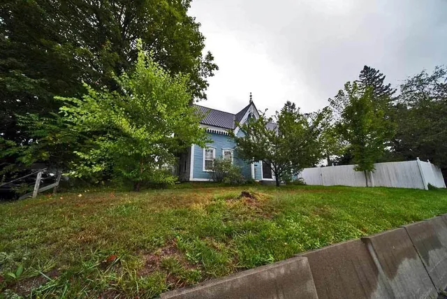 $165,000 | 84 Military Street, Houlton, ME 04730