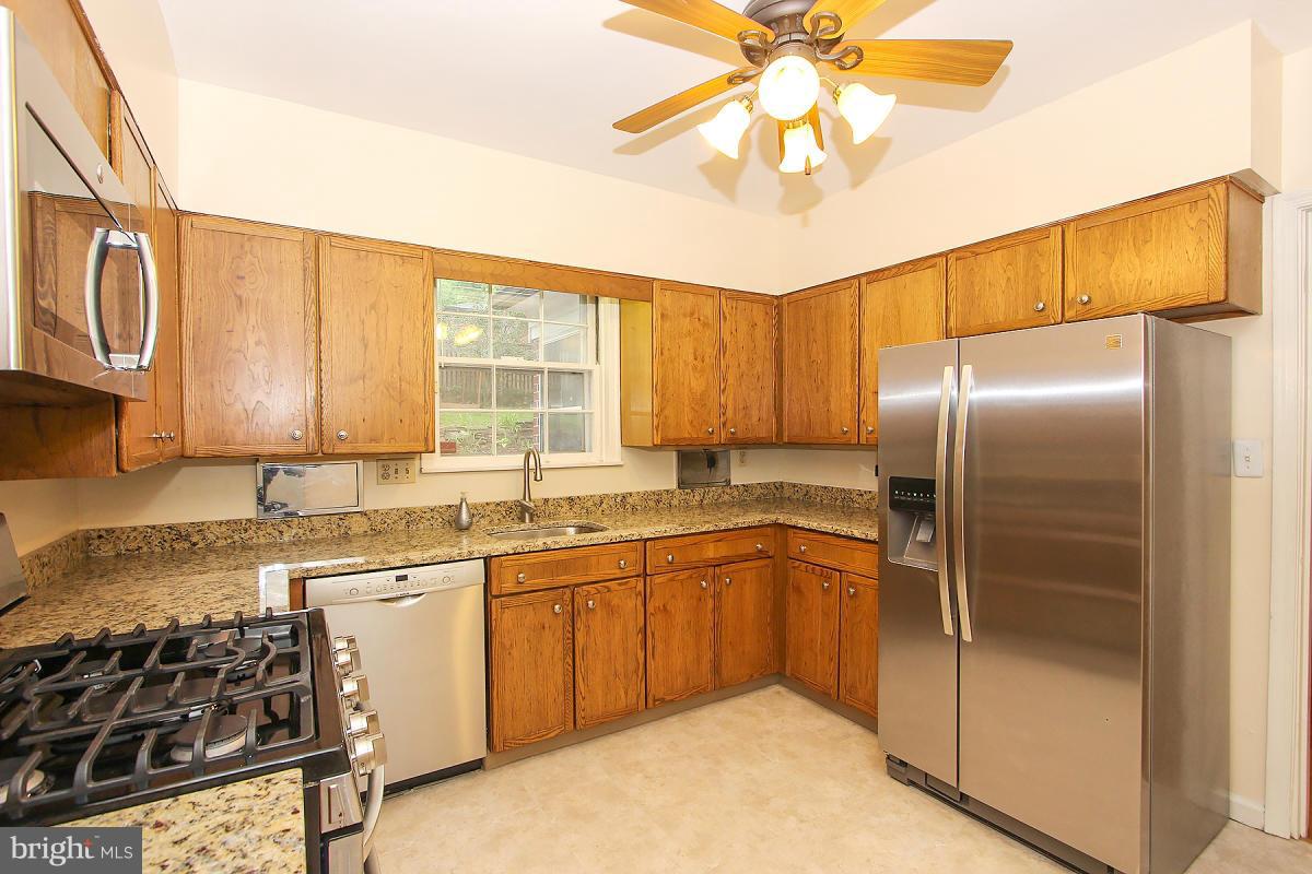 1607 Myrtle Road Silver Spring, MD 20902 - Photo 10 of 26 Kitchen