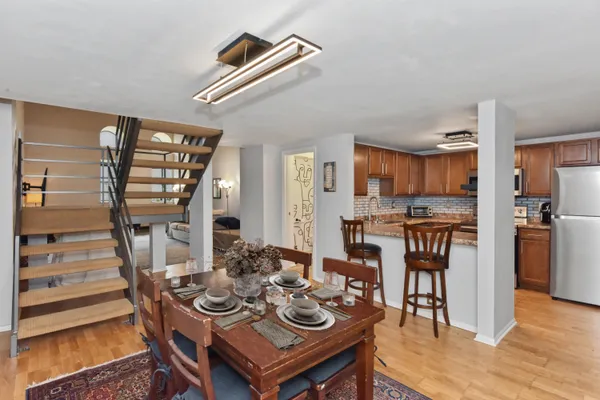 $279,900 | 270 East Highland Avenue, Unit 224, Milwaukee, WI 53202