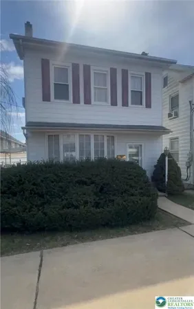 $309,900 | 207 Chestnut Street, Slatington, PA 18080