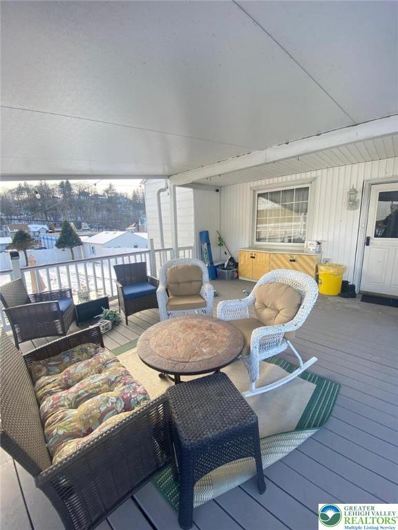 207 Chestnut Street Slatington, PA 18080 - Photo 4 of 26