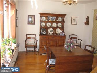 8436 Chippewa Road Philadelphia, PA 19128 - Photo 5 of 11