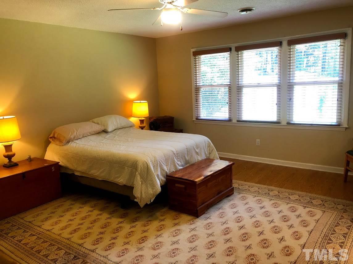 1001 Plateau Lane Raleigh, NC 27615 - Photo 11 of 20