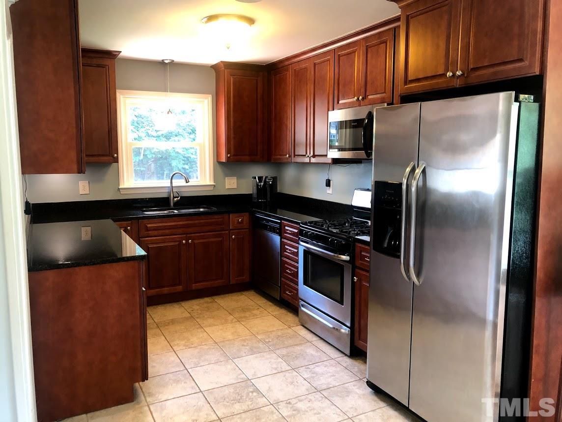 1001 Plateau Lane Raleigh, NC 27615 - Photo 9 of 20