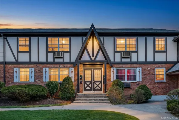 $315,000 | 95 Parkside Drive, Suffern, NY 10901