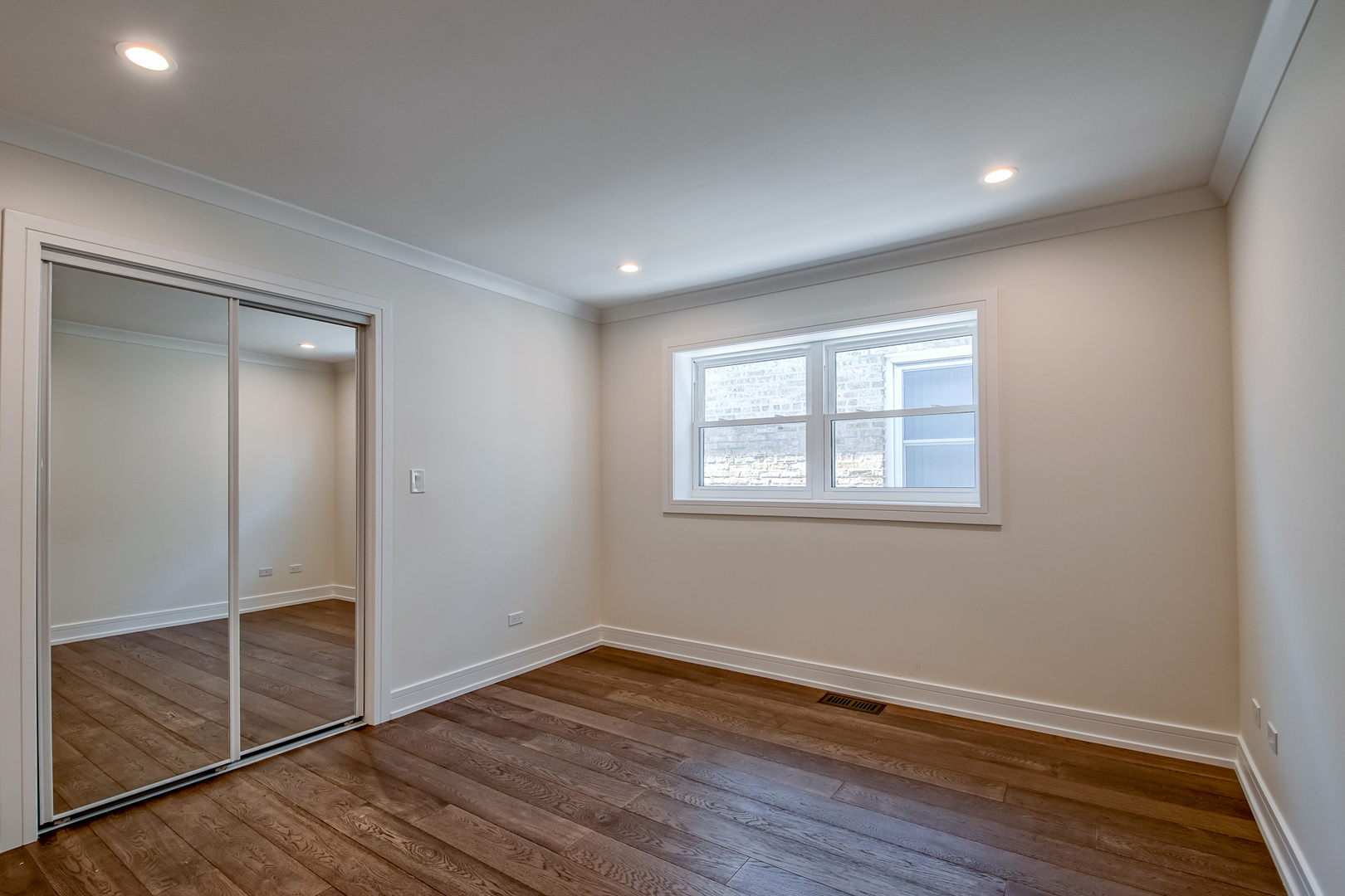 7607 West Devon Avenue Chicago, IL 60631 - Photo 12 of 26