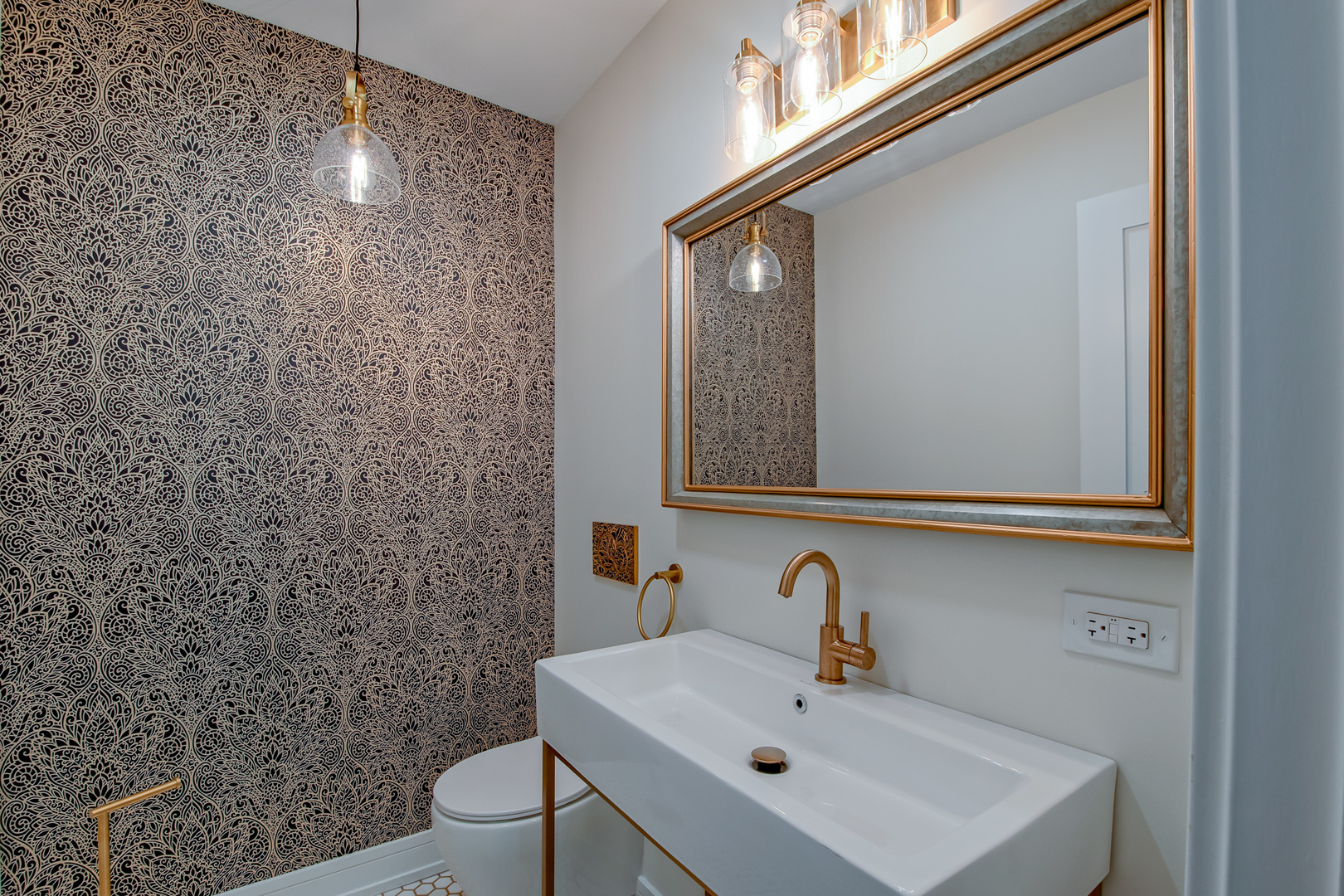 7607 West Devon Avenue Chicago, IL 60631 - Photo 15 of 26