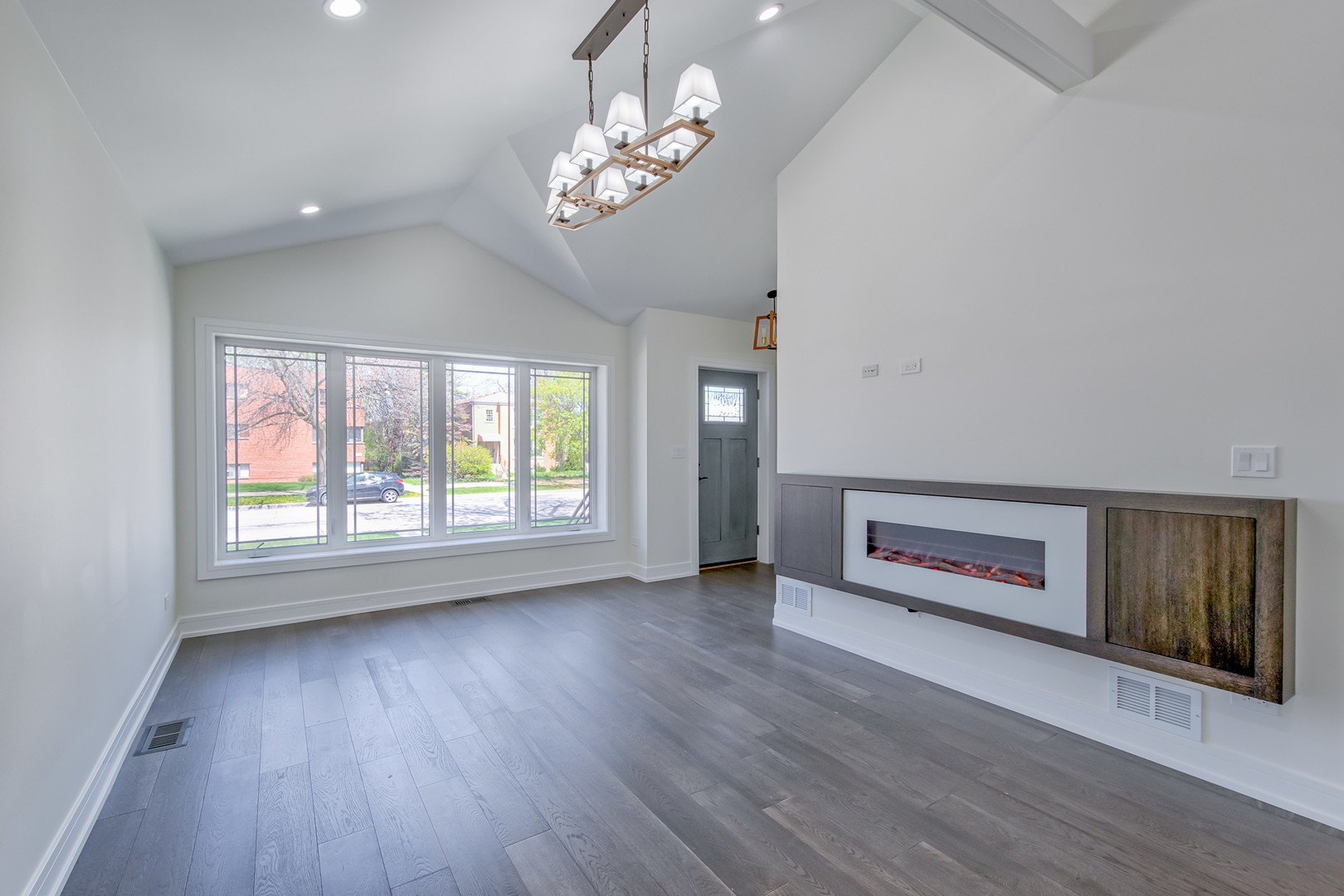 7607 West Devon Avenue Chicago, IL 60631 - Photo 4 of 26