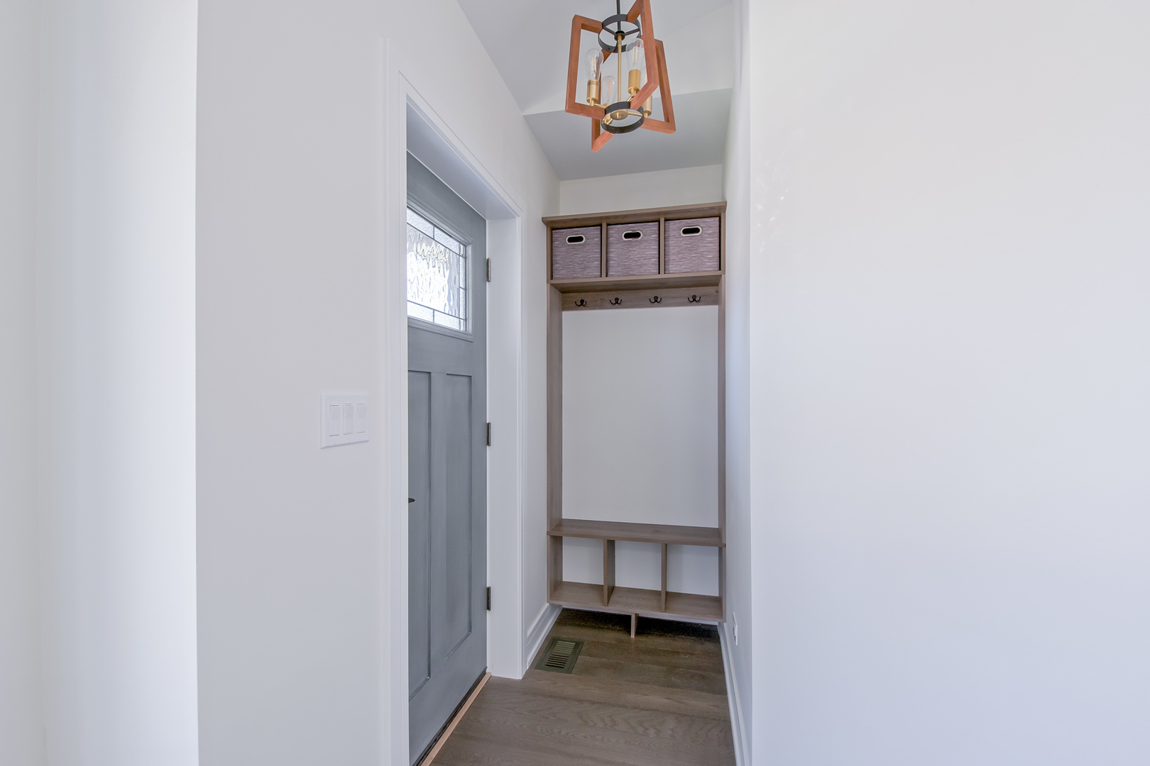 7607 West Devon Avenue Chicago, IL 60631 - Photo 5 of 26