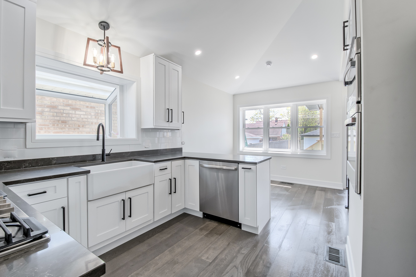 7607 West Devon Avenue Chicago, IL 60631 - Photo 7 of 26