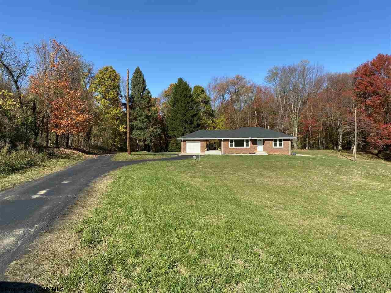 895 Fairchance Road Morgantown, WV 26508 - Photo 4 of 30 Gallery Image 4