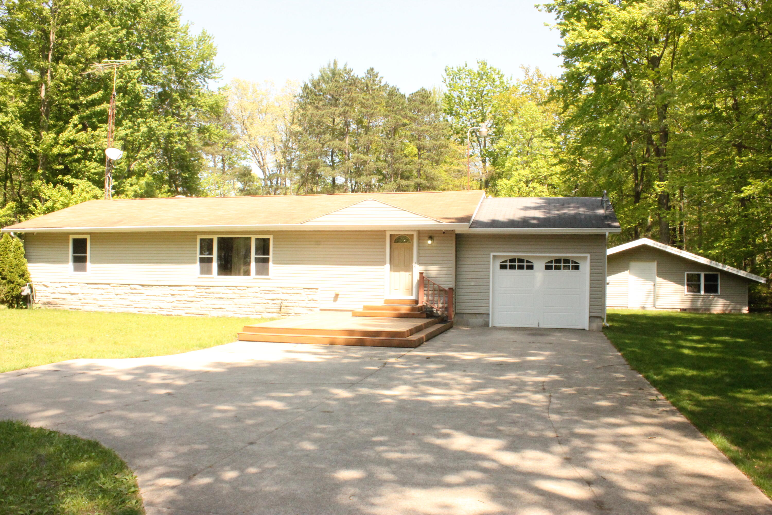 1858 South Mill Iron Road Muskegon, MI 49442 - Photo 1 of 32 IMG_0016