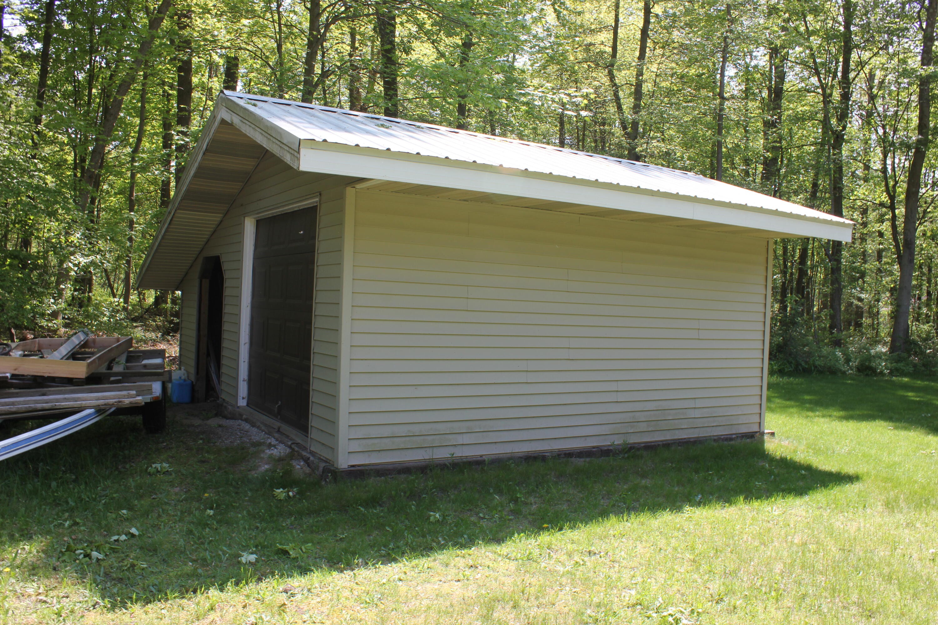 1858 South Mill Iron Road Muskegon, MI 49442 - Photo 11 of 32 IMG_9992