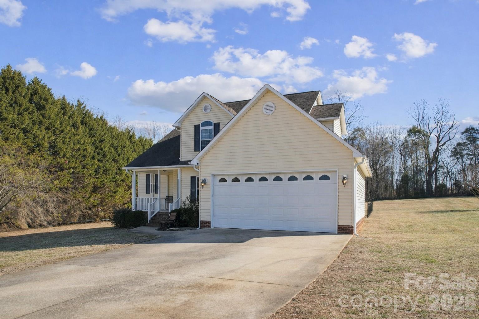 143 Maple Ridge Circle Salisbury, NC 28147 - Photo 4 of 48