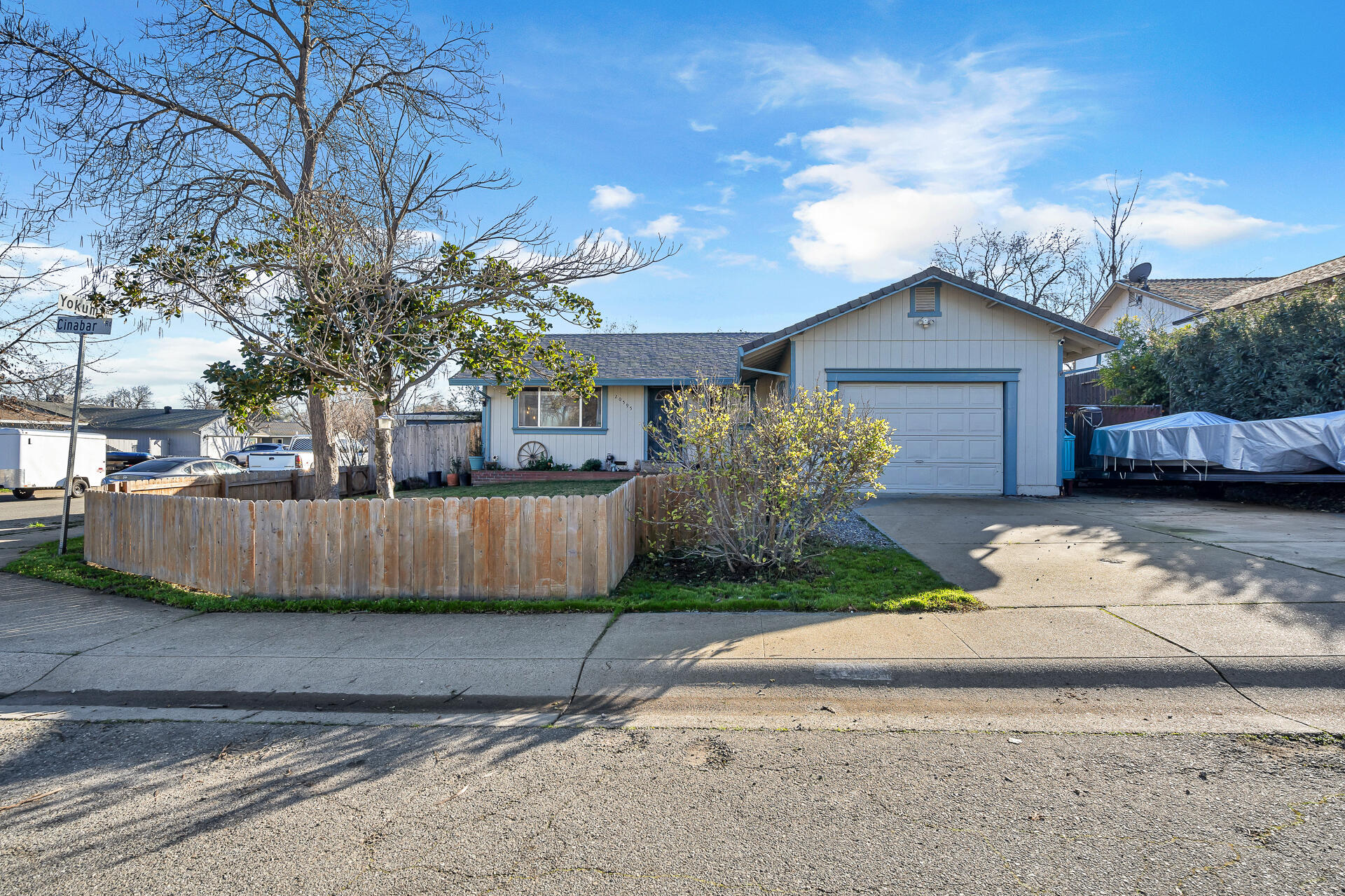 20595 Cinabar Road Cottonwood, CA 96022 - Photo 3 of 27 Welcome home!
