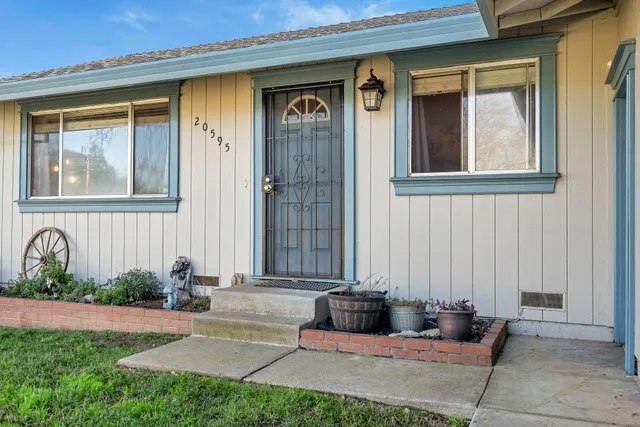 $307,000 | 20595 Cinabar Road, Cottonwood, CA 96022