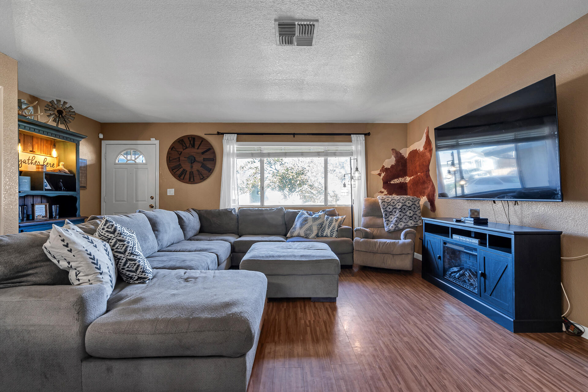 20595 Cinabar Road Cottonwood, CA 96022 - Photo 5 of 27 20595CinabarRoad-13