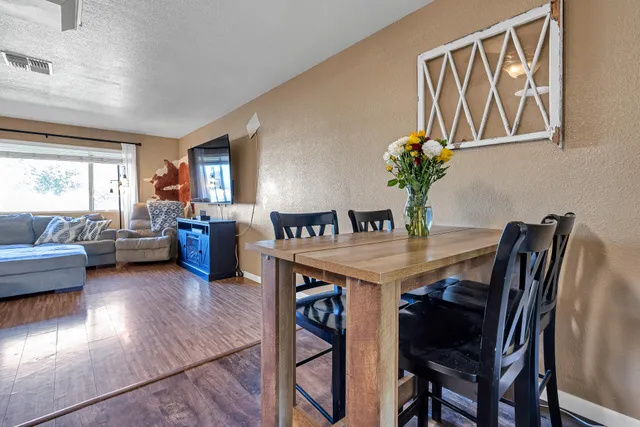 $307,000 | 20595 Cinabar Road, Cottonwood, CA 96022