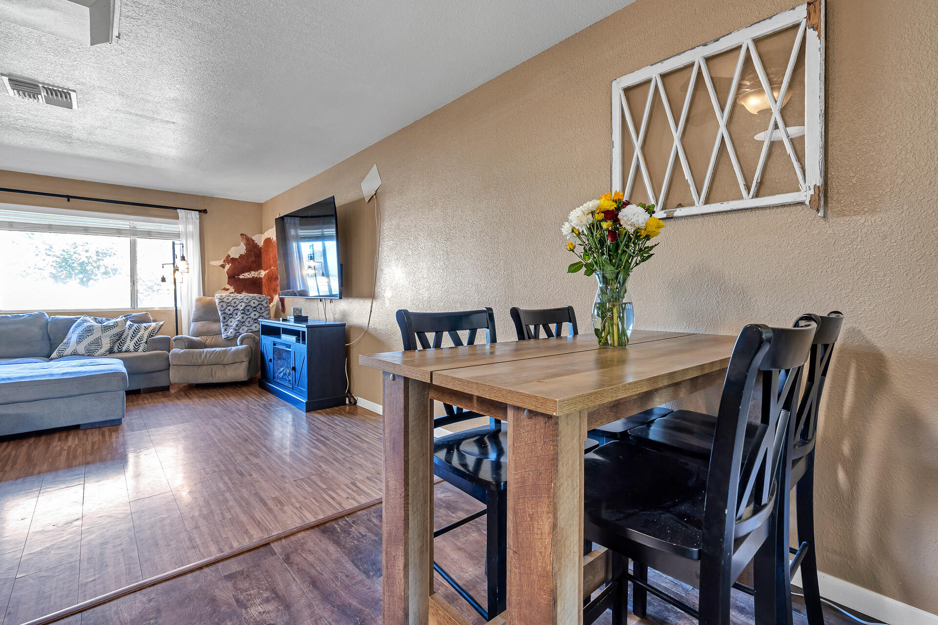 20595 Cinabar Road Cottonwood, CA 96022 - Photo 9 of 27 20595CinabarRoad-17