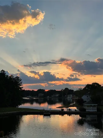 $544,999 | 18840 Nautical Drive, Unit 65, Cornelius, NC 28031